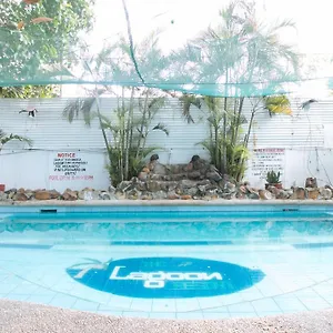 Hotel Reddoorz Plus Lagoon Zambales